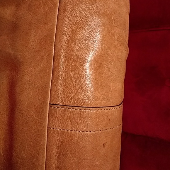 Authentic Large Coach brown leather bag. - Picture 3 of 8